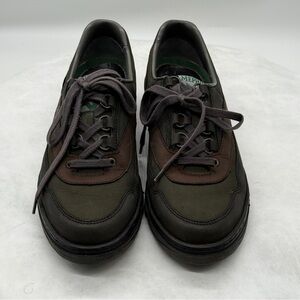 Mephisto Green and Brown Sneakers with a Classic Designer Size 6.5